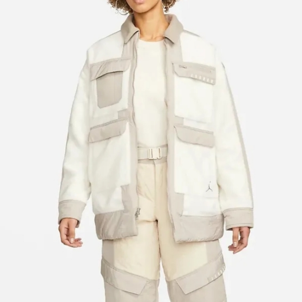 NWT WOMEN'S JORDAN JACKET